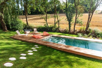 Décor tournage - maison dans la forêt