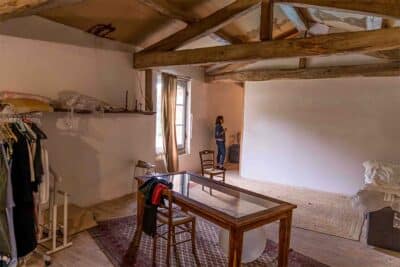 Lieu de tournage - grande maison en brique