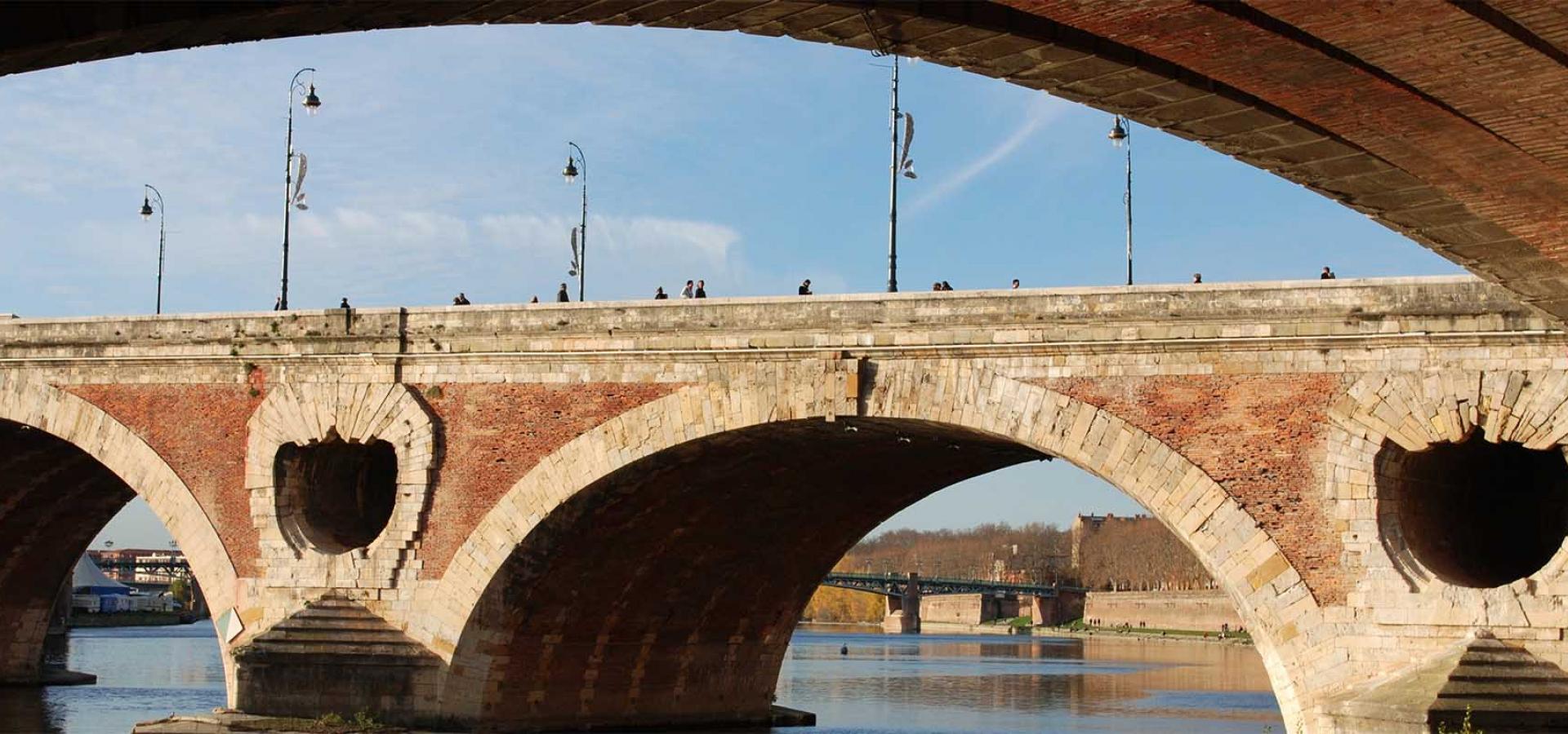 Décor tournage : le Pont Neuf à Toulouse